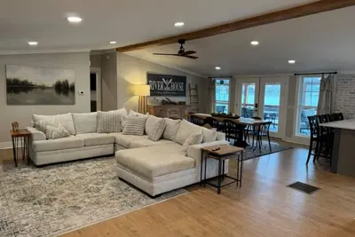 Image de Bring your boat and come enjoy the warrior river!