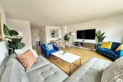 Luxury 2br/1ba - 10 min to Nyc