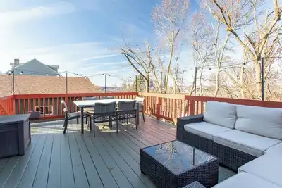 Family-Friendly Getaway with Rooftop Views