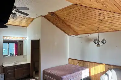 Image de Comfortable 1 Bedroom/1 Bath with internet & A. C. on the edge of Vnp/Kabetogama.