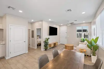 Image de Glendale 1br/1ba 3 Beds Pool, Gym & Parking