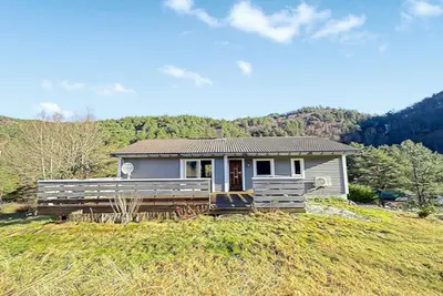 Image de Belle maison à Kvammen avec vue sur la mer