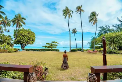 Image de Tiarenui Beach villa Moorea with private beach, large parc, Ac, daily breakfast