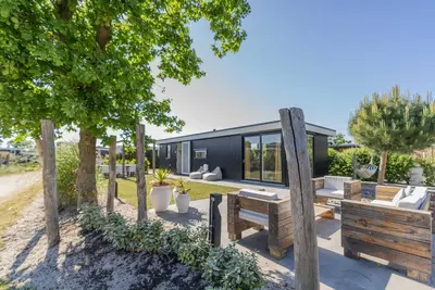 Image de Élégante villa sur dunes de style Ibiza située à Duinvilla's Schouwenduin, près de la côte de Burgh-