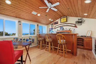 Image de Long Time No Sea in Seabluffe