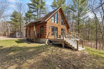 Rustic Riverfront Cabin with Fire pit and Wood Stove