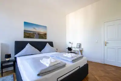 Image de Bright, stylish flat with balcony view, modern kitchen, cozy living room and fresh bathroom – ideal base for exploring Wilhelmshaven.