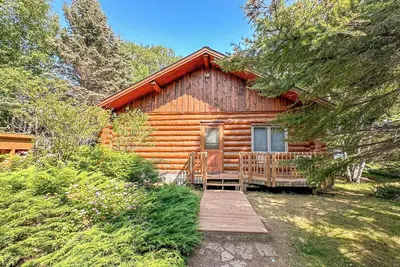 Image de Lutsen Log Cabin 405 - Lusen, Minnesota - Lake Superior - Cascade Vacation Renta