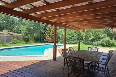 Image de Vacation home, Pool, Gazebo, yard. Entire home in Gainesville, Florida