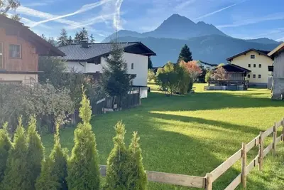 Image de Sunny Alpine “Belle Helene” – Mountain Biking, Skiing & Lakes at Your Doorstep