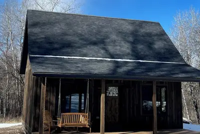 Image de Welcome to Copperhead Cabin