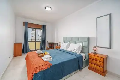 Image de Balcony Beach Apartment in Portimao by HostWise