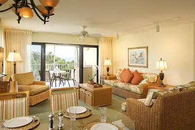 Image de Tortuga Beach Club Weekly Rental Sleeps 6 Beach access Gulf Views, Golf Included