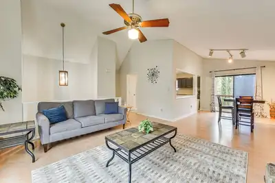 Image de Group-Friendly Home w/ Yard in Charlotte Suburbs!