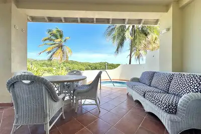 Image de Villas on the Green No. 1: 3 Bedroom Condo w/ 2 pools