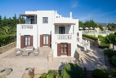 Image de Luxury 4 Level Villa  Sea Views & Private Pool