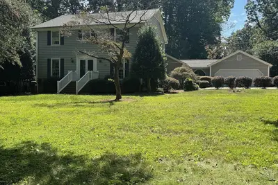 Image de Spacious 4-bedroom house in tranquil Mint Hill with Ac