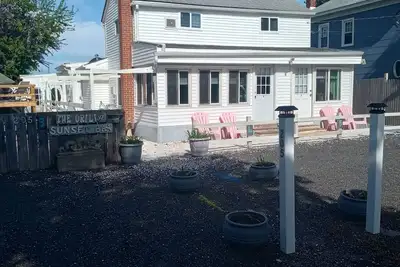 Image de 2-bedroom home app  relaxing stays inn above ground pool or walk to the beach