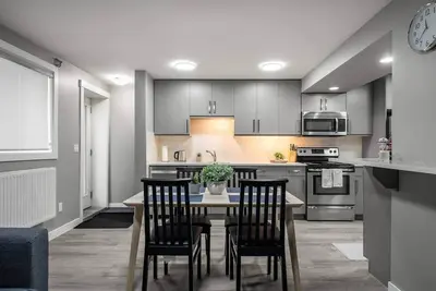 Image de The Quarry – Modern 1br Near 17th Ave in Bankview