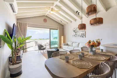 The Reef Superior Penthouse with Ocean View