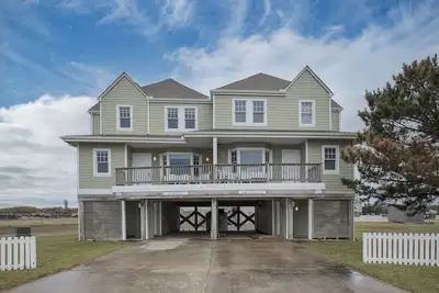 7767 - Swordfish, a charming 3br home in Buxton, Nc.