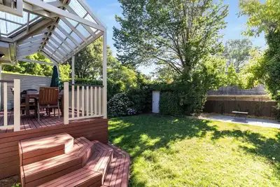 Image de Hill Street Hideaway - Central, Walk Everywhere!