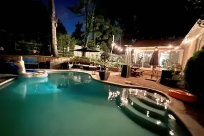 Image de Peaceful Oasis - 3/4-Br Alexandria with Pool and Pet-Friendly! !