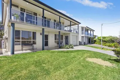 Image de Sea-Renity is a spacious home
