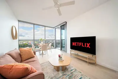 Image de Queen's Wharf 1b+Study · City Breeze & Views