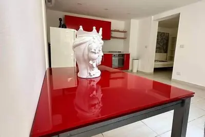 Image de Independent apartment two minutes from the cathedral