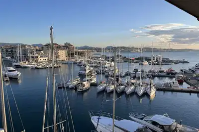 Image de Cap Hermès, 4eme étage vue port magnifique, pour 4 pers, clim, piscine, wifi, parking