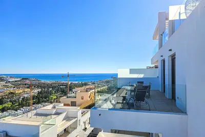 Image de 3 bed with mountain & sea views in Casa Banderas