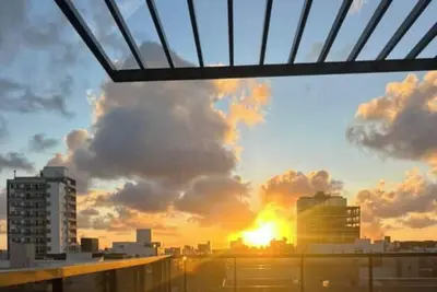 Image de Vista pôr do sol a 700 metros da prai