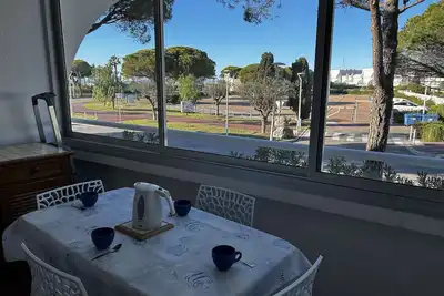 Studio cabine climatisé près de la plage - 4 couchages