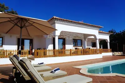 Quinta Santhi, Foupana