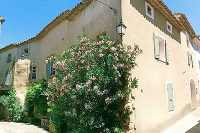 Image de Maison de Village avec 2 terraces à deux pas de la place mythique de Villedieu