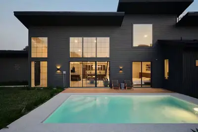 The Green Oak: Refresh & Restore