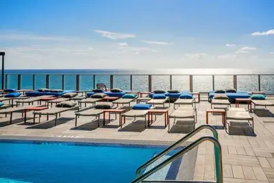 Image de Balcony views - Cozy Apartment  2br