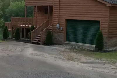 Image de 3 bedroom 2 full bath lake house in Dandridge Tennessee on Douglas lake.