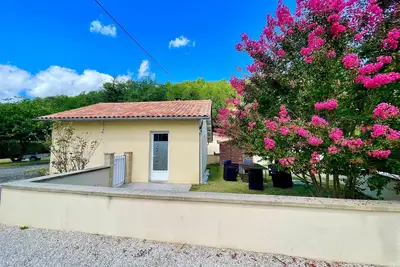Image de Maison de vacances  La Mailleraie - L'étang  avec piscine partagée, terrasse privée et Wi-Fi