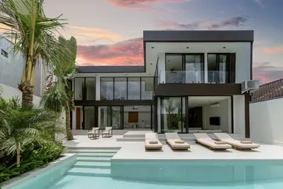 Image de Lux 4br Indoor Living & Sunken Lounge in Seminyak