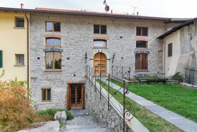 Image de Camera del Castellano - Pescate - Lecco