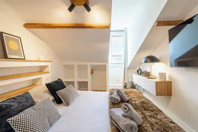 Image de Superbe appart 4 pers / 2 bains à 150m du palais!