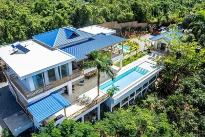 Loma villa vue mer avec 2 piscines et jacuzzi
