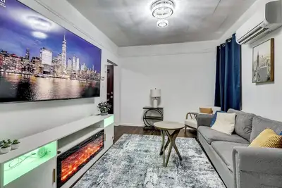 Image de Walk to Public Transit! Pet-Friendly Lodi Apt