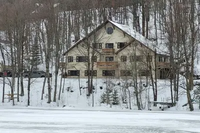 Image de Lakefront 3-bedroom Chateau Getaway at Whitecap Mountains Resort Unit 2
