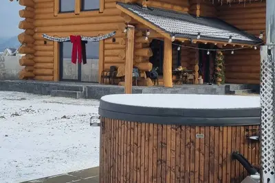 Image de Spacious Chalet with Hot Tub, Silence and Panoramic Mountain Views