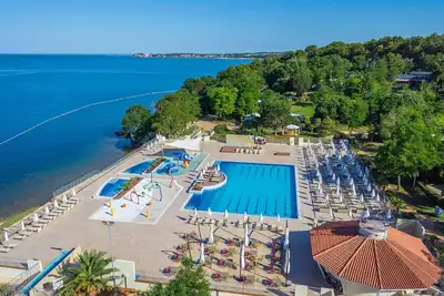 Image de Superbe caravane (sta) à Tar