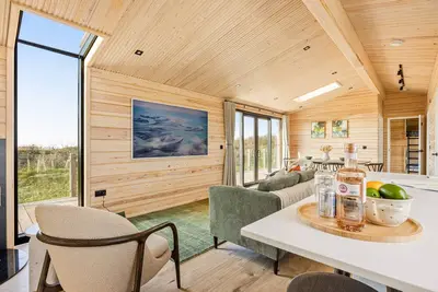 Image de Saltwood -  a cottage that sleeps 6 guests  in 3 bedrooms