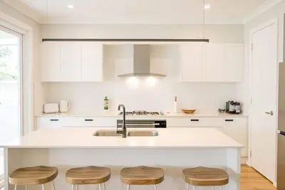 Image de Mayfield Modern Haven